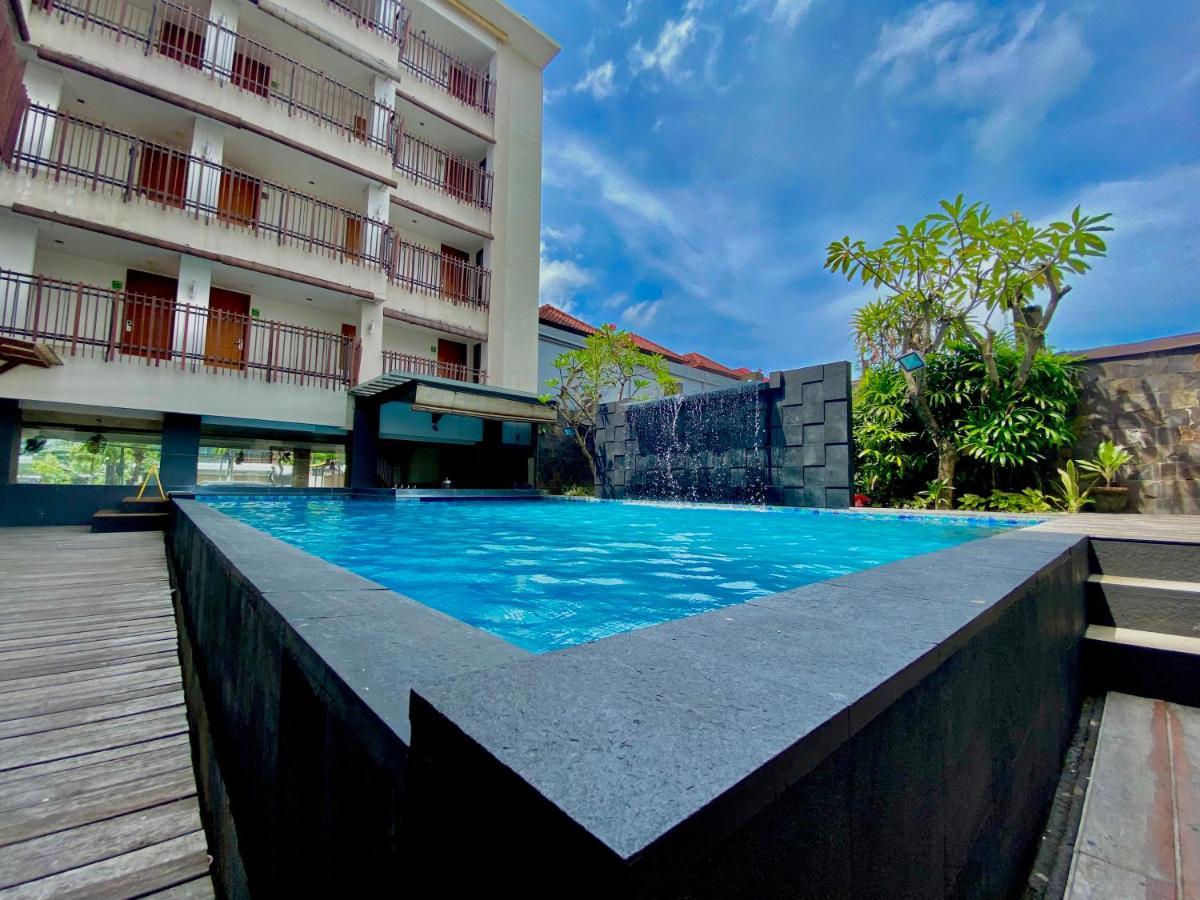 Sun Royal Hotel Kuta Lombok Buitenkant foto