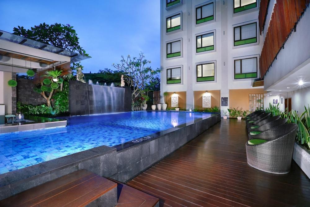 Sun Royal Hotel Kuta Lombok Buitenkant foto