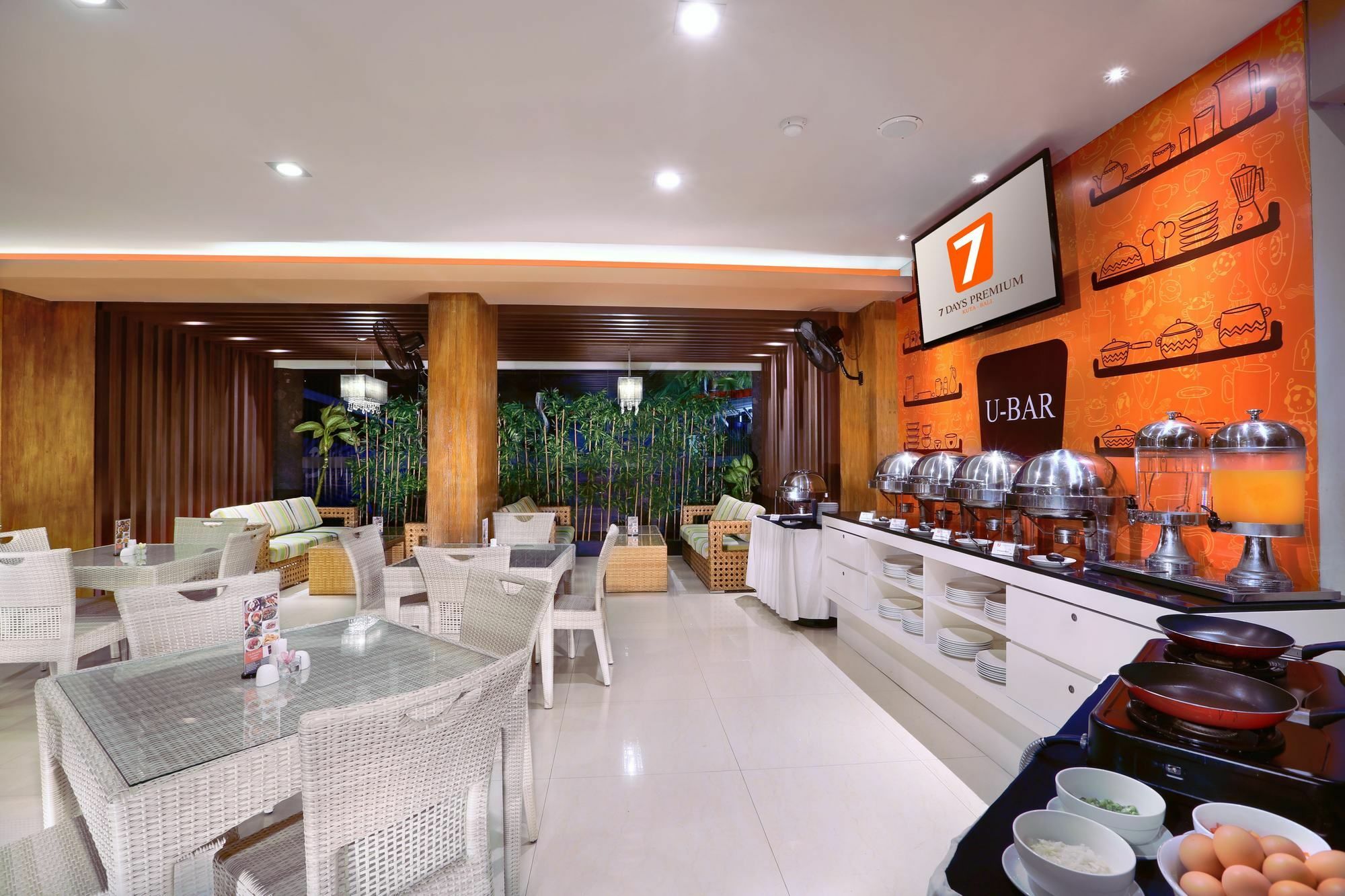 Sun Royal Hotel Kuta Lombok Buitenkant foto
