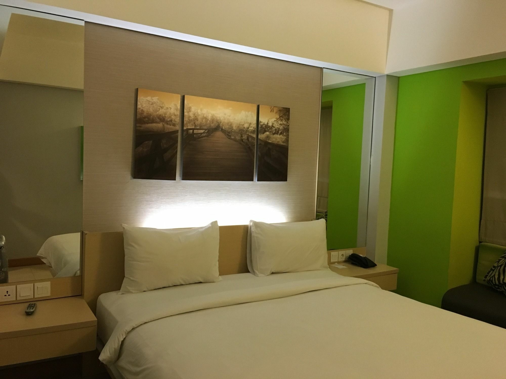 Sun Royal Hotel Kuta Lombok Buitenkant foto